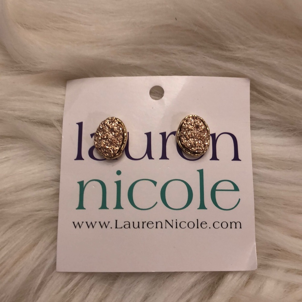 Lauren Nicole hey rose earring